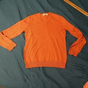 Old Navy Men's V-Neck Sweater in  Orange